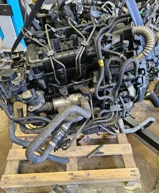 Volvo V50 Engine 6901438 D4164T 27542