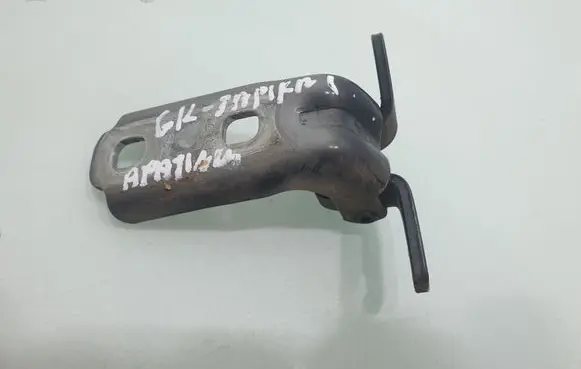 Opel Zafira C Rear door lower hinge
