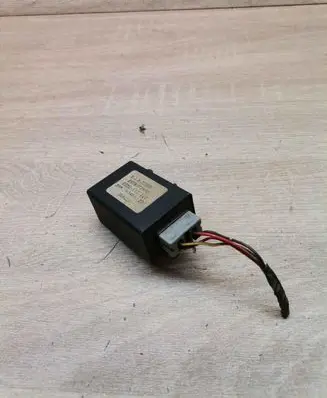 Opel Monterey Other relay 8978072990 ET20111