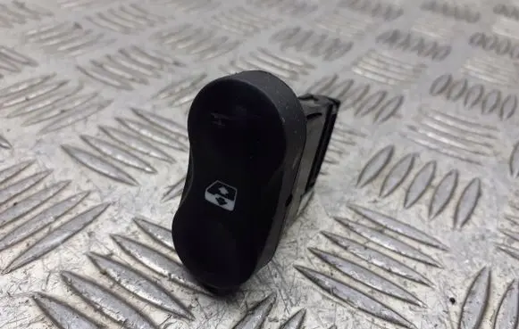 Dacia Sandero Quarter vent window switch 602227