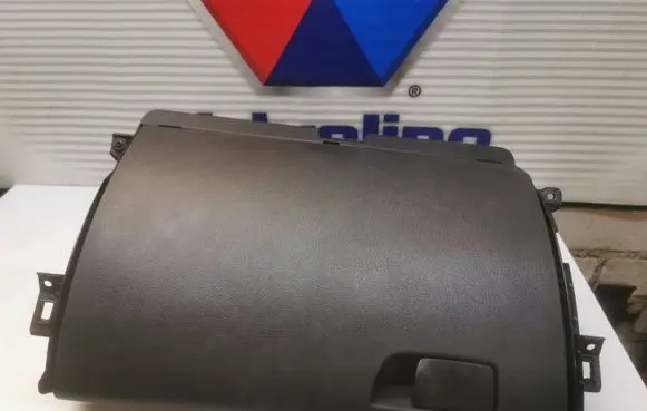 Glove box set