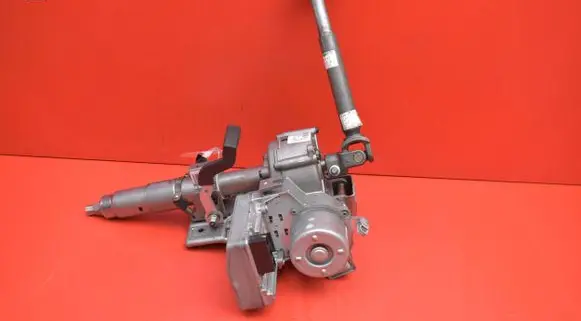 Mazda 2 Power steering pump DF713210X