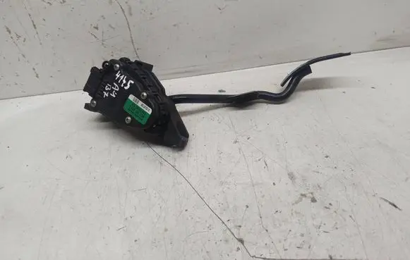 Audi A4 S4 B7 8E 8H Accelerator throttle pedal 8E2721523E