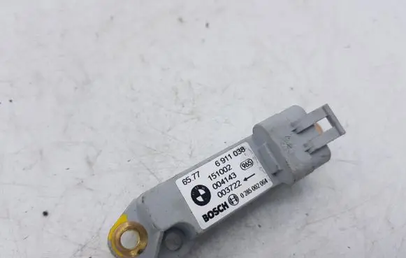 BMW X5 E53 Airbag deployment crash/impact sensor 9611038