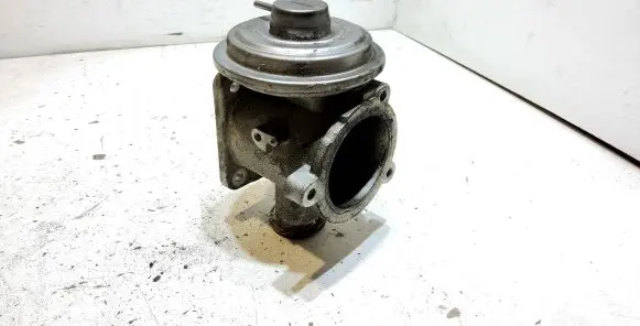 BMW 5 E60 E61 EGR valve 7791480 70045000