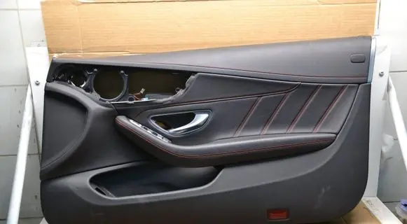 Mercedes-Benz C AMG W205 Front door card panel trim A2057202226 7363RRR