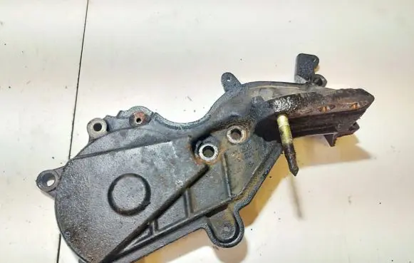 Toyota Avensis T250 Engine mounting bracket 123150g010