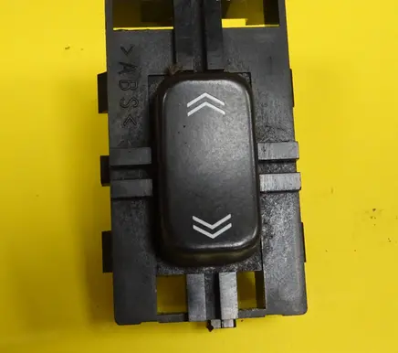 Cadillac CTS Electric window control switch 25750263