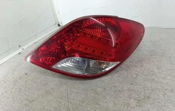 Peugeot 207 Rear/tail lights 