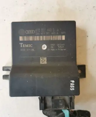 Audi A6 S6 C6 4F Gateway control module 4F0907468