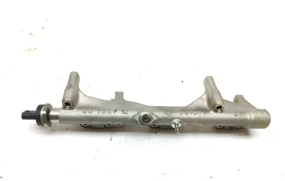 Mini One - Cooper F56 F55 Fuel main line pipe 7639975