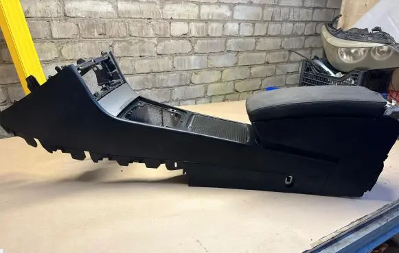 Volkswagen PASSAT B6 Center console 3C0864207 1098421