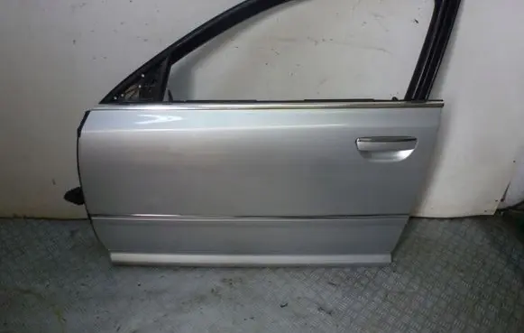 Audi A8 S8 D3 4E Front door