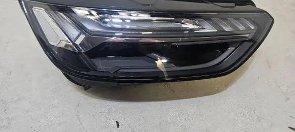 Audi Q5 SQ5 Headlight/headlamp 80A941036E