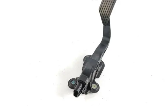 Mitsubishi Outlander Accelerator throttle pedal 1600A188