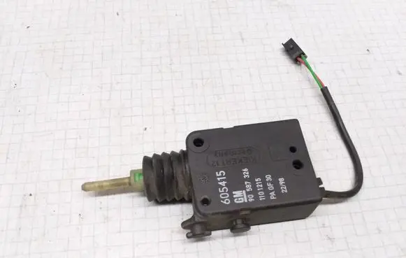 Opel Astra G Central locking motor 605415 90587326 1101215