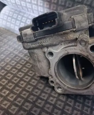 Citroen Berlingo Throttle valve 28098656
