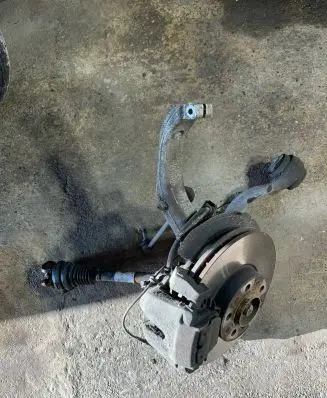 BMW X5 E70 Front wheel hub spindle knuckle