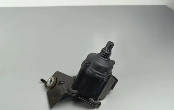 Jeep Cherokee Electric auxiliary coolant/water pump 68342102AC