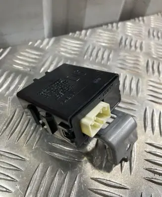 Lexus NX Door central lock control unit/module 8597042060 0515004520