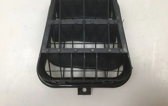 Audi A6 S6 C5 4B Fender grill 4B0819181B