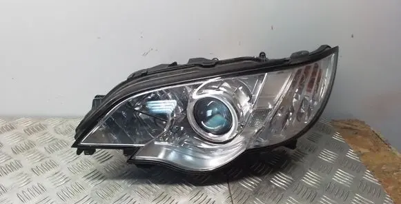 Subaru Outback Headlight/headlamp 10020954