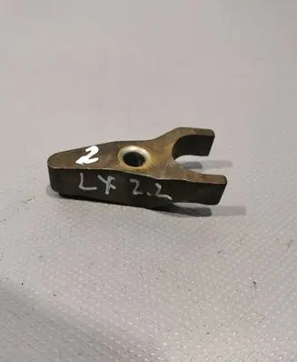 Lexus IS 220D-250-350 Fuel Injector clamp holder
