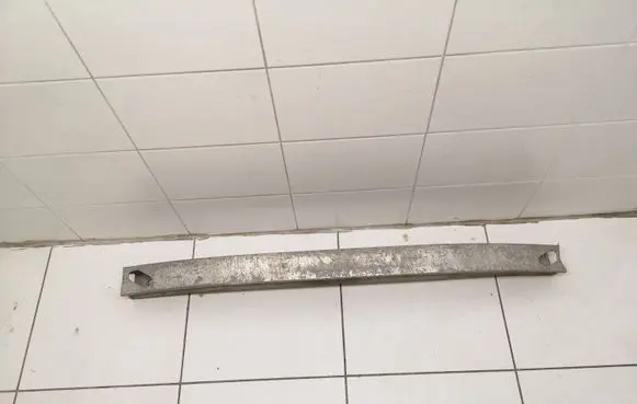 Nissan Primera Front bumper cross member