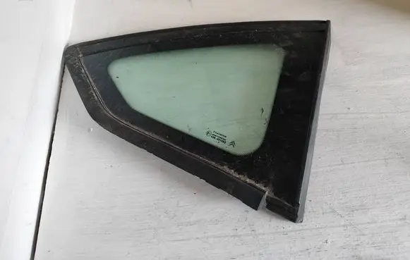 Citroen C4 I Rear side window 9646730880 43r001583