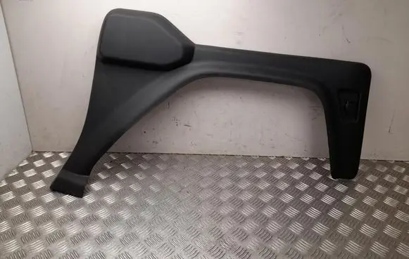 (D)pillar trim (top)