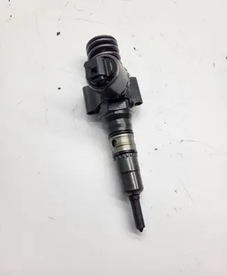 Audi A3 S3 8P Fuel injector 03G130073B 74989 0414720403