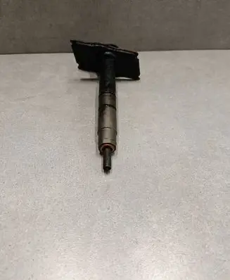 Fuel injector