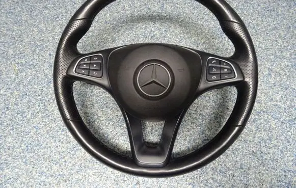 Mercedes-Benz GLE (W166 - C292) Steering wheel 004605303