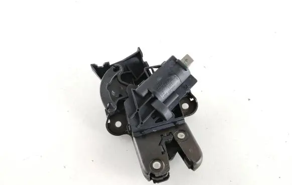 Audi A6 S6 C6 4F Tailgate/trunk/boot lock/catch/latch 4F5827505C