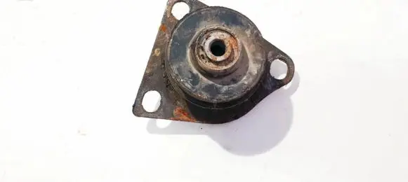 Audi A6 S6 C4 4A Engine mount bracket