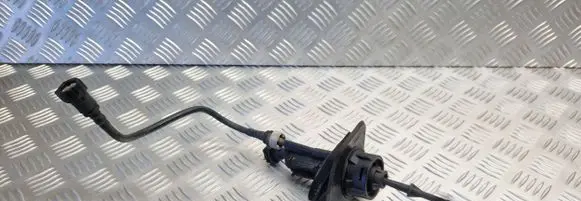 Ford Focus Clutch master cylinder 3M517A543AE