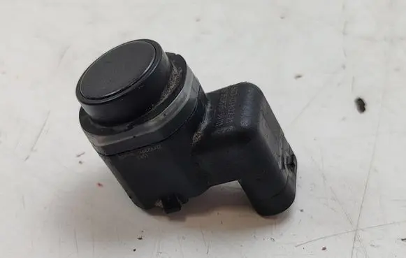 BMW 5 F10 F11 Parking PDC sensor 303031