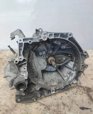 Manual 6 speed gearbox
