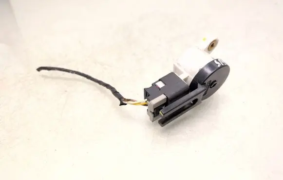 Chevrolet Captiva Clutch pedal sensor 10302722