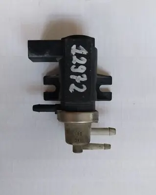 Volkswagen Golf IV Turbo solenoid valve VALVEVACUUM 1H0906627A