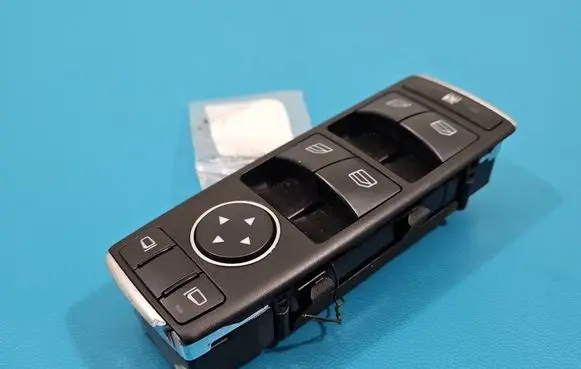 Mercedes-Benz A W176 Electric window control switch A1669054300 IMPRK1521228
