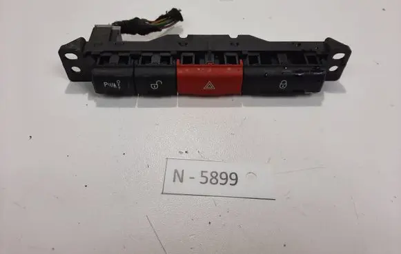 Land Rover Freelander 2 - LR2 Hazard light switch 6H5213D734BC