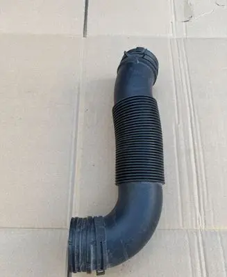 Skoda Fabia Mk3 (NJ) Air intake duct part 1K0129618CJ