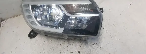 Dacia Sandero II Headlight/headlamp 260103529R 90114431