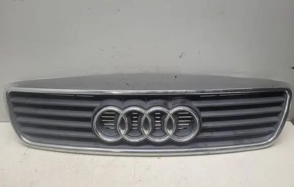 Audi A6 S6 C4 4A Front bumper upper radiator grill
