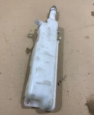 Mitsubishi Colt Coolant expansion tank/reservoir A4545000249 MN130400