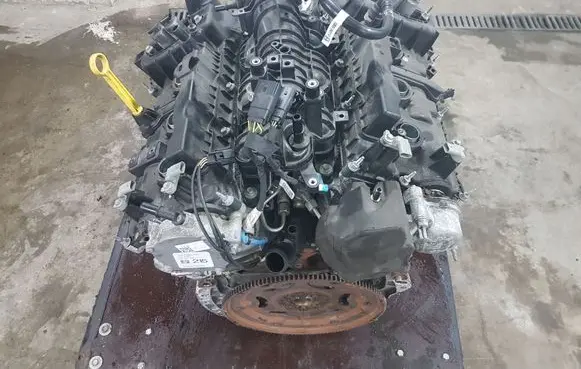 Ford Fusion II Engine HR252932 FG502AB FT4E2A451CE