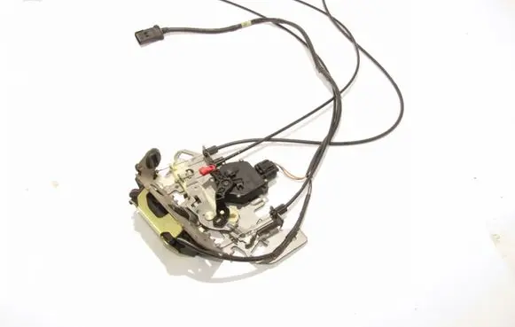 Chrysler Voyager Sliding door lock 