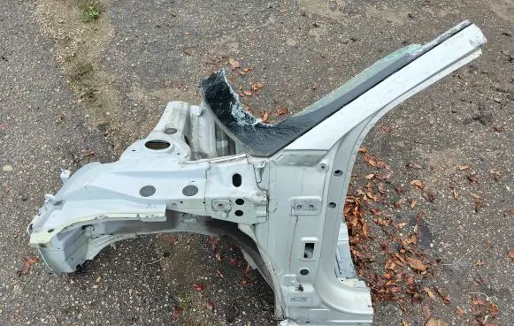 Hyundai Ioniq 5 Front quarter panel 
