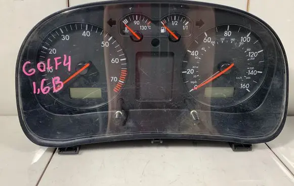 Volkswagen Golf IV Speedometer (instrument cluster) 1J0919930B